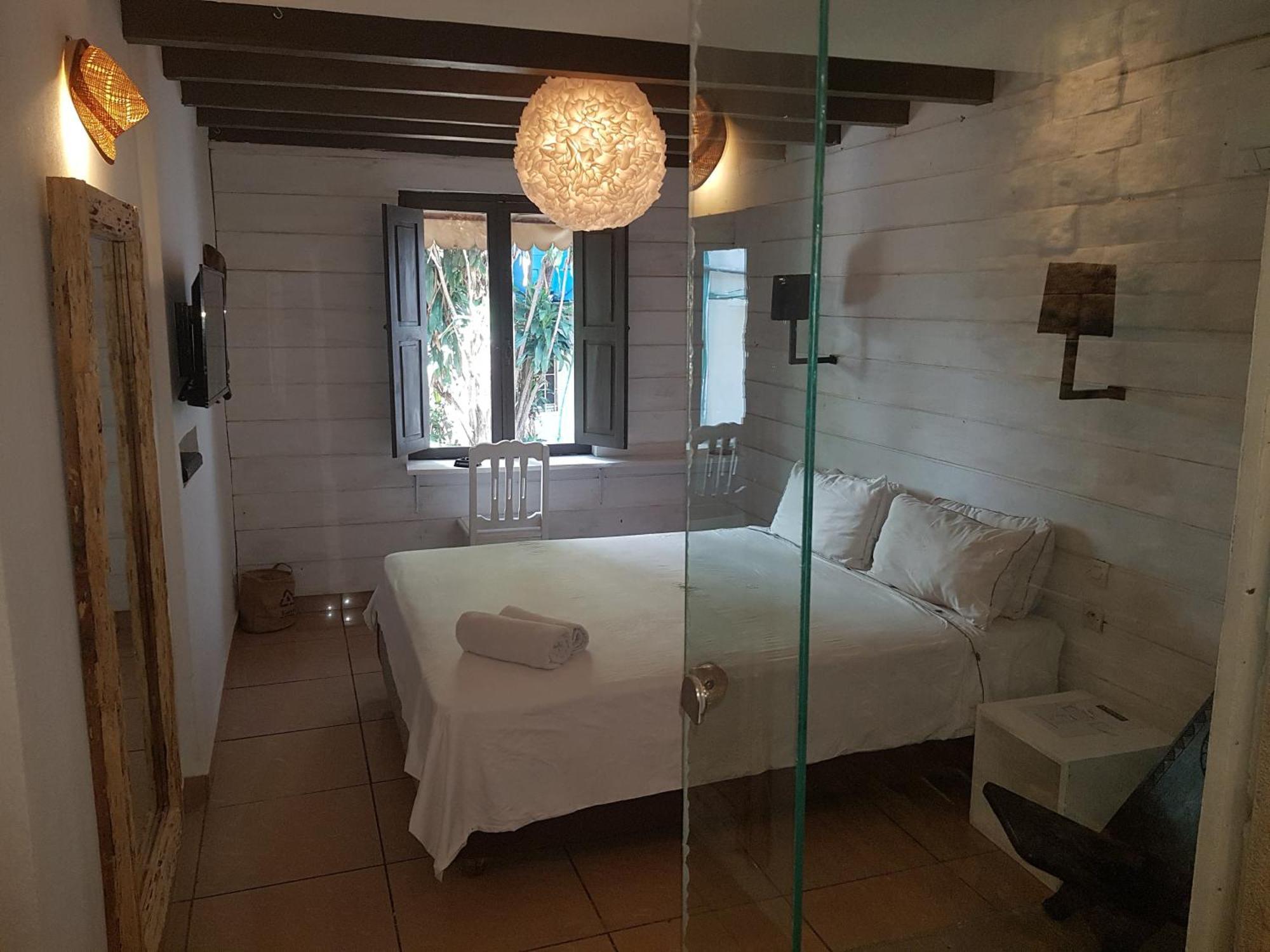 אנטננריבו Hotel Restaurant La Ribaudiere חדר תמונה